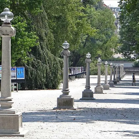 Apartament By The Castle Hill